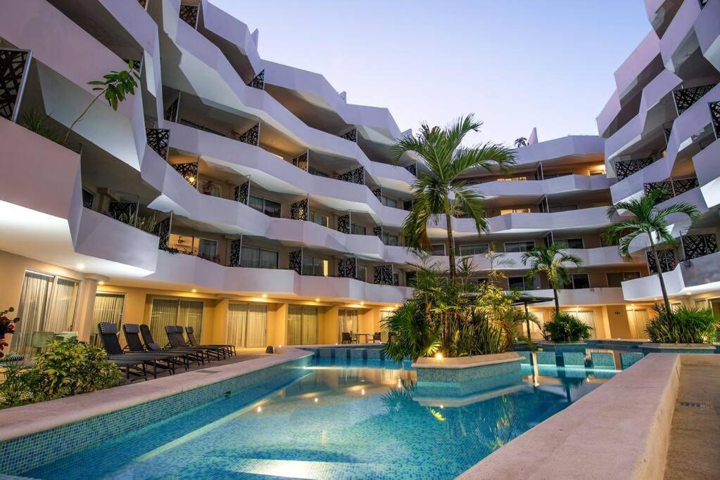 Beautiful And Centric 1br Ph Private Pool Apartamento Playa del Carmen